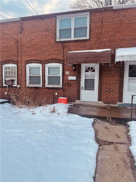 1922 Lafayette St, Pittsburgh, PA 15218