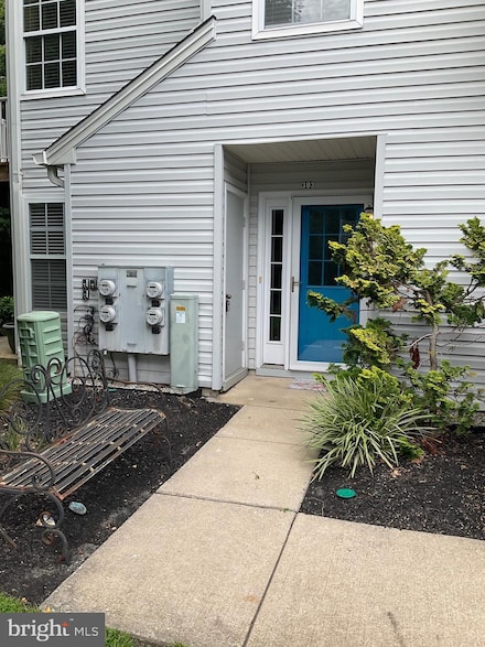 303 Quail Rd Unit 303, Marlton, NJ 08053