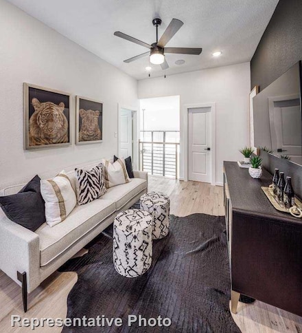 8105 Legacy Oak Dr, McKinney, TX 75071