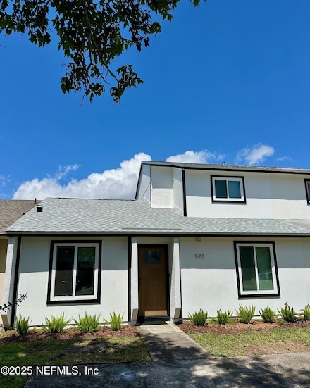 573 Aquatic Dr, Atlantic Beach, FL 32233
