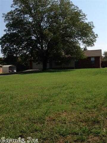 1430 Sweeden Rd, Russellville, AR 72802