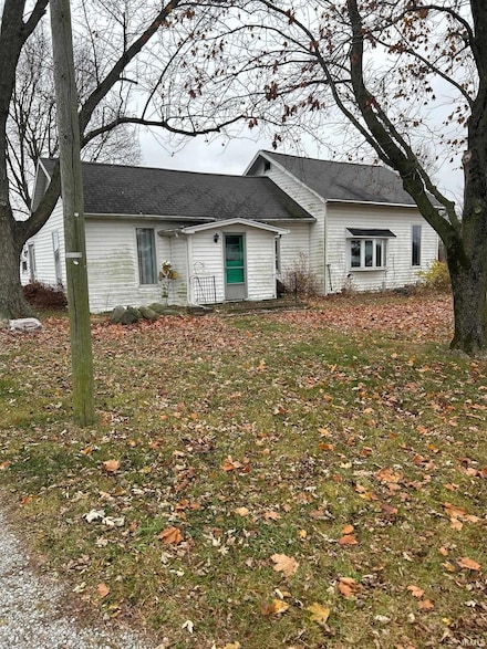 7145 S 950 W, South Whitley, IN 46787