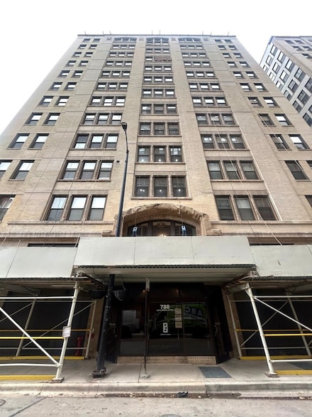 780 S Federal St Unit 308, Chicago, IL 60605