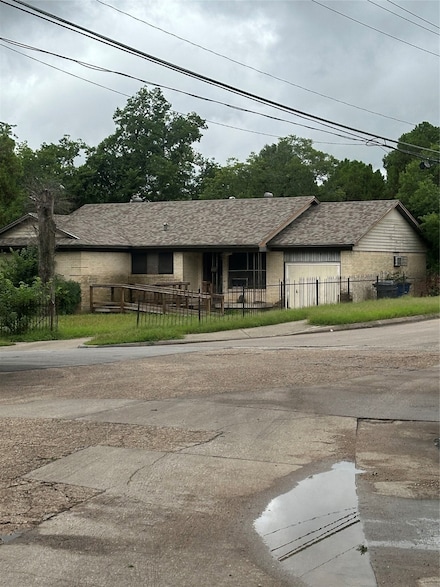 4405 Malden Ln, Dallas, TX 75216