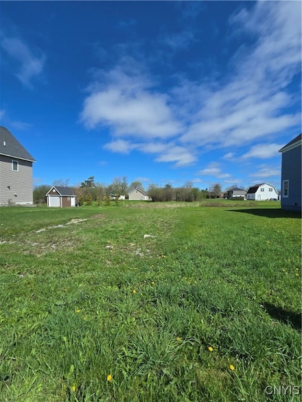 109 Funnycide Dr, Sackets Harbor, NY 13685