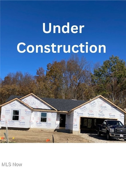 16298 Weathervane Dr, Middlefield, OH 44062