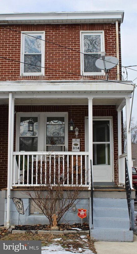 314 Darcy Ave, Trenton, NJ 08629