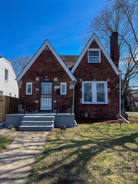 9900 Robson St, Detroit, MI 48227