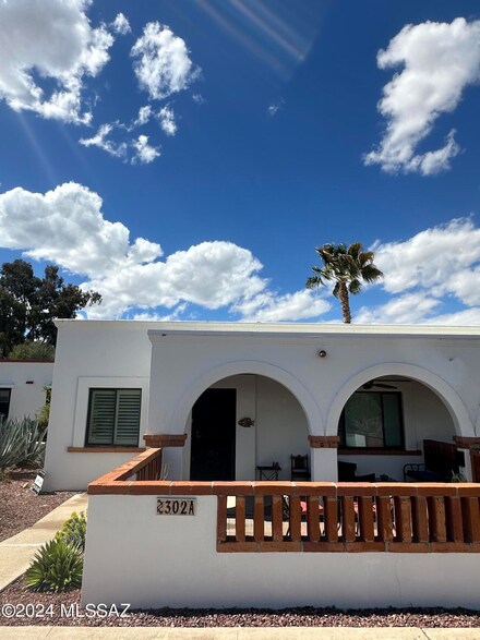 302 S Paseo Aguila Unit A, Green Valley, AZ 85614