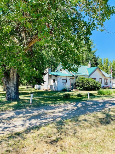 390 Little Rd, Conrad, MT 59425