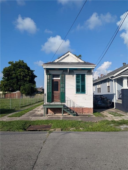 2722 Oreilly St, New Orleans, LA 70119