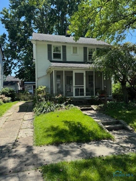 1545 Hagley Rd, Toledo, OH 43612