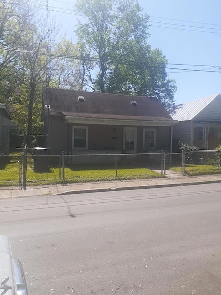 334 Oak St, Lexington, KY 40508