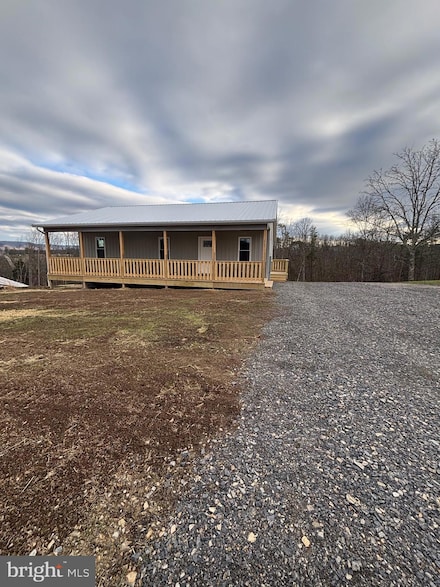 215 Grand View Dr, Keyser, WV 26726