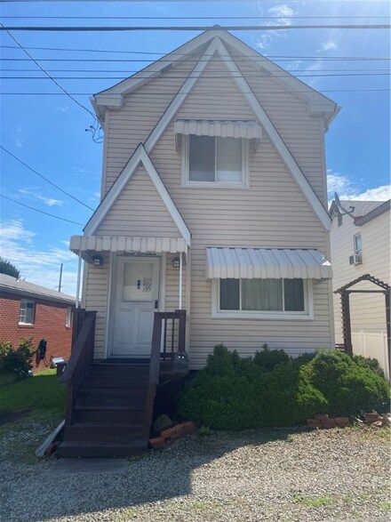 1517 Brinton Rd, Pittsburgh, PA 15221