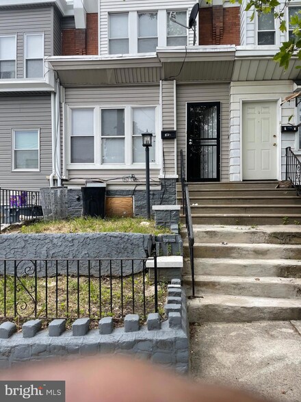 1734 N 59th St, Philadelphia, PA 19151