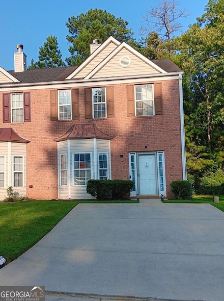 5570 Hampton Ct, Atlanta, GA 30349