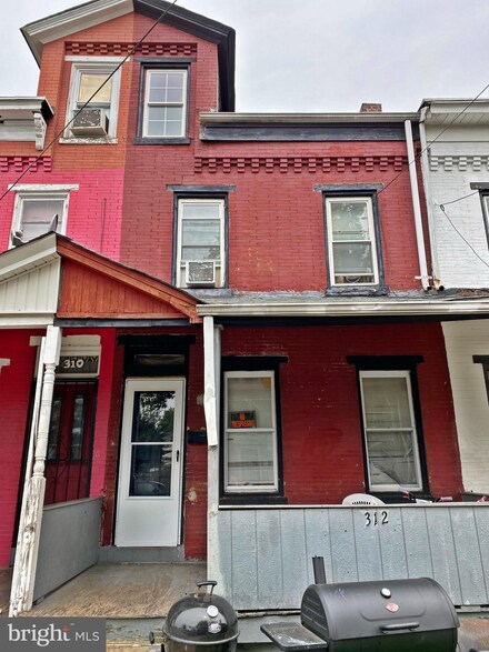312 Walnut Ave, Trenton, NJ 08609