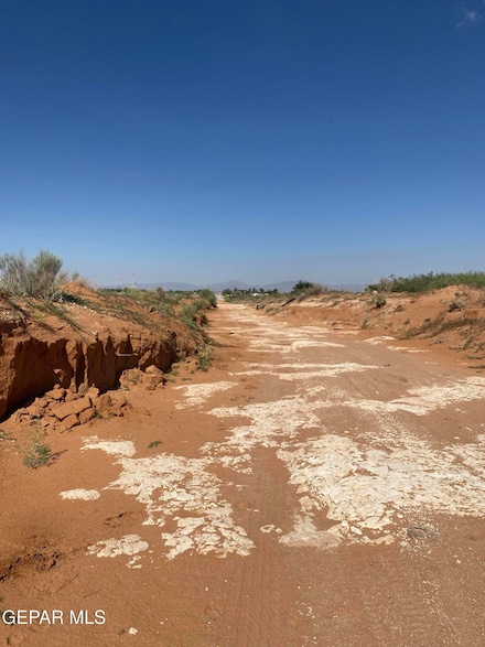 14747 Van Fleet Rd, El Paso, TX 79938