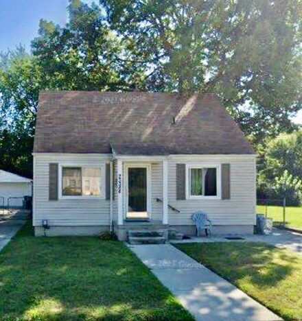 23384 Vassar Ave, Hazel Park, MI 48030