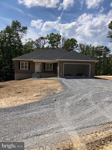 156 Whiskey Bottom Ct, Winchester, VA 22603