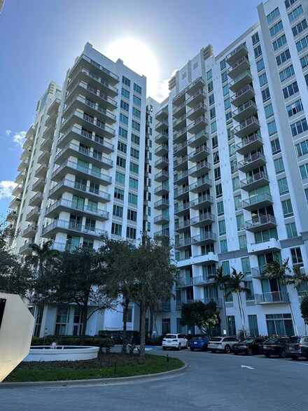 300 S Australian Ave Unit 911, West Palm Beach, FL 33401