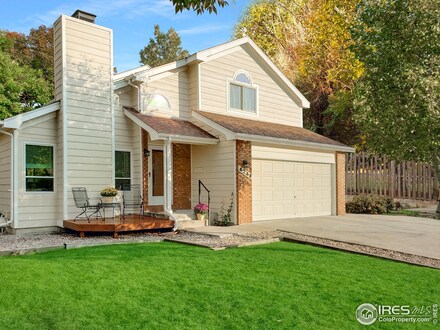 4244 Stoneridge Dr, Fort Collins, CO 80525