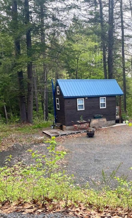 1 N Ridge Rd, Town of Rockingham, VT 05101