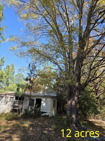 2211 Coles Ferry Rd, Nathalie, VA 24577