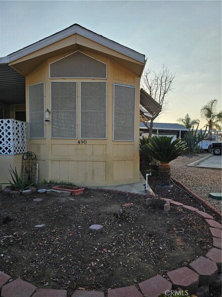 1295 S Cawston Ave Unit 490, Hemet, CA 92545