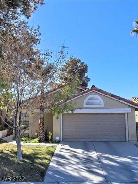 670 Inglenook Dr, Las Vegas, NV 89123