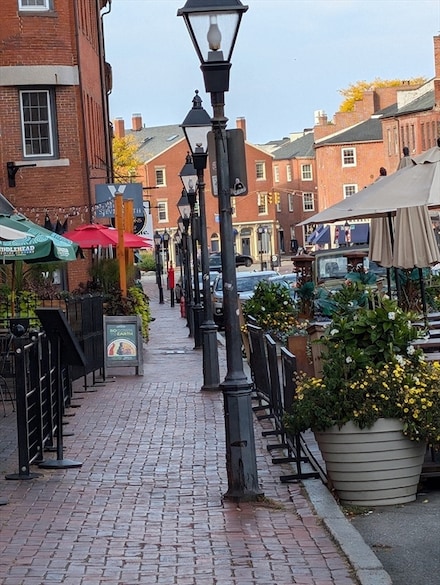 58 State St Unit B, Newburyport, MA 01950