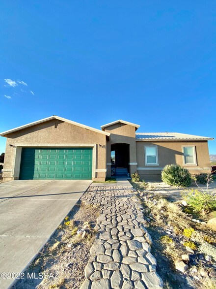 3588 W 20th St, Thatcher, AZ 85552