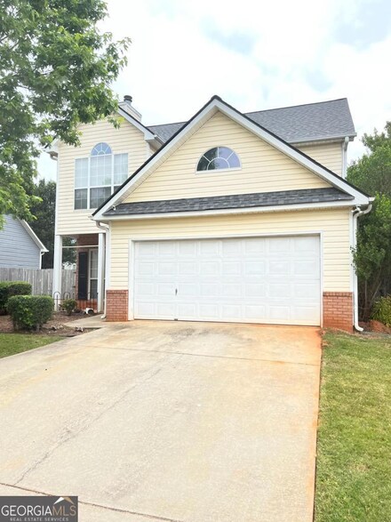 5155 Yellow Pine Dr, McDonough, GA 30252