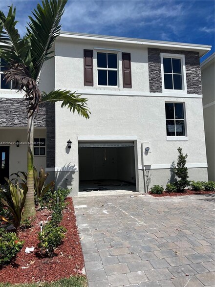 1769 SE 7th Terrace, Homestead, FL 33034