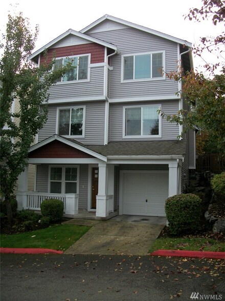 4029 S 212th Ct, Seatac, WA 98198