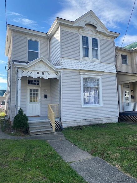 838 E 2nd St, Maysville, KY 41056