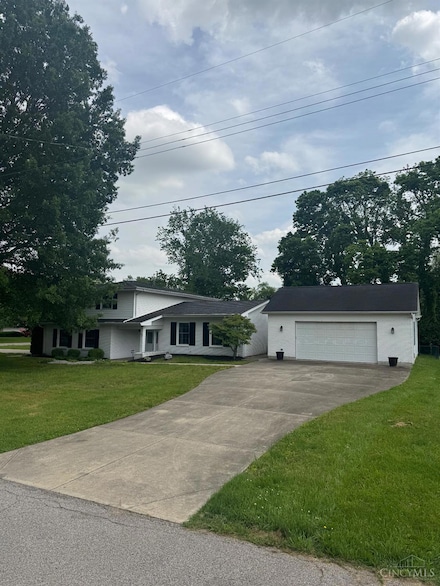 2970 Pleasant Ridge Dr, Hamilton, OH 45011