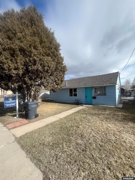 154 2nd Ave, Evanston, WY 82930