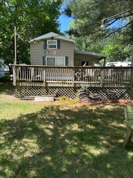 21-71 Woodhaven Lakes, Sublette, IL 61367
