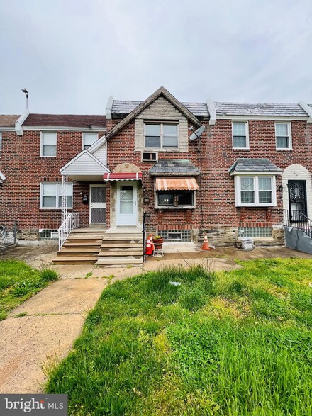 5406 Bingham St, Philadelphia, PA 19120
