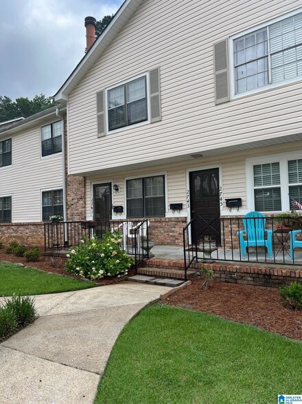 2743 Southbury Cir Unit 2743, Vestavia Hills, AL 35216
