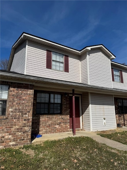 1407 E O St, Russellville, AR 72801
