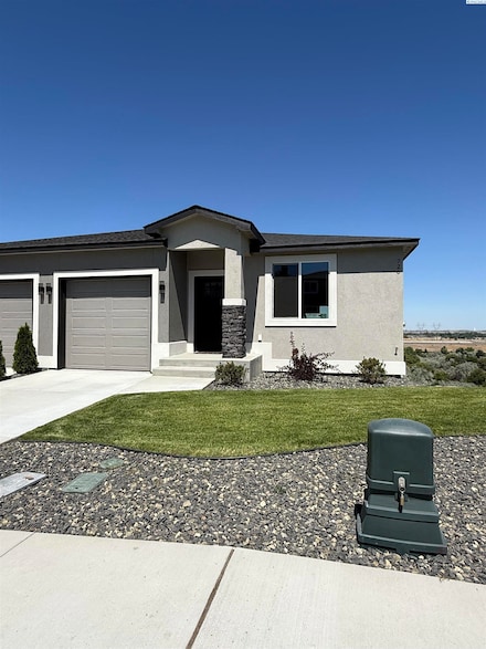 726 Rio Vista Loop Unit Lot52, Richland, WA 99352