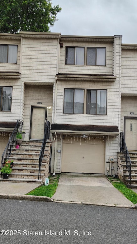 180 Dinsmore St Unit E, Staten Island, NY 10314