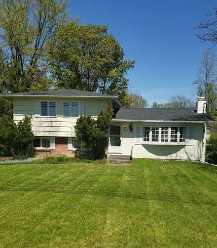 2209 N Triphammer Rd, Ithaca, NY 14850