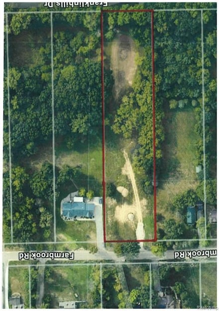 25705 Farmbrook Rd, Southfield, MI 48034