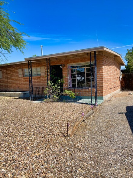 4525 E 4th St, Tucson, AZ 85711