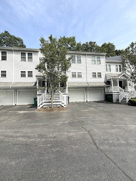 881 Greenwich Ave Unit E22, Warwick, RI 02886