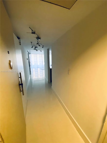 555 NE 15th St Unit 27G, Miami, FL 33132